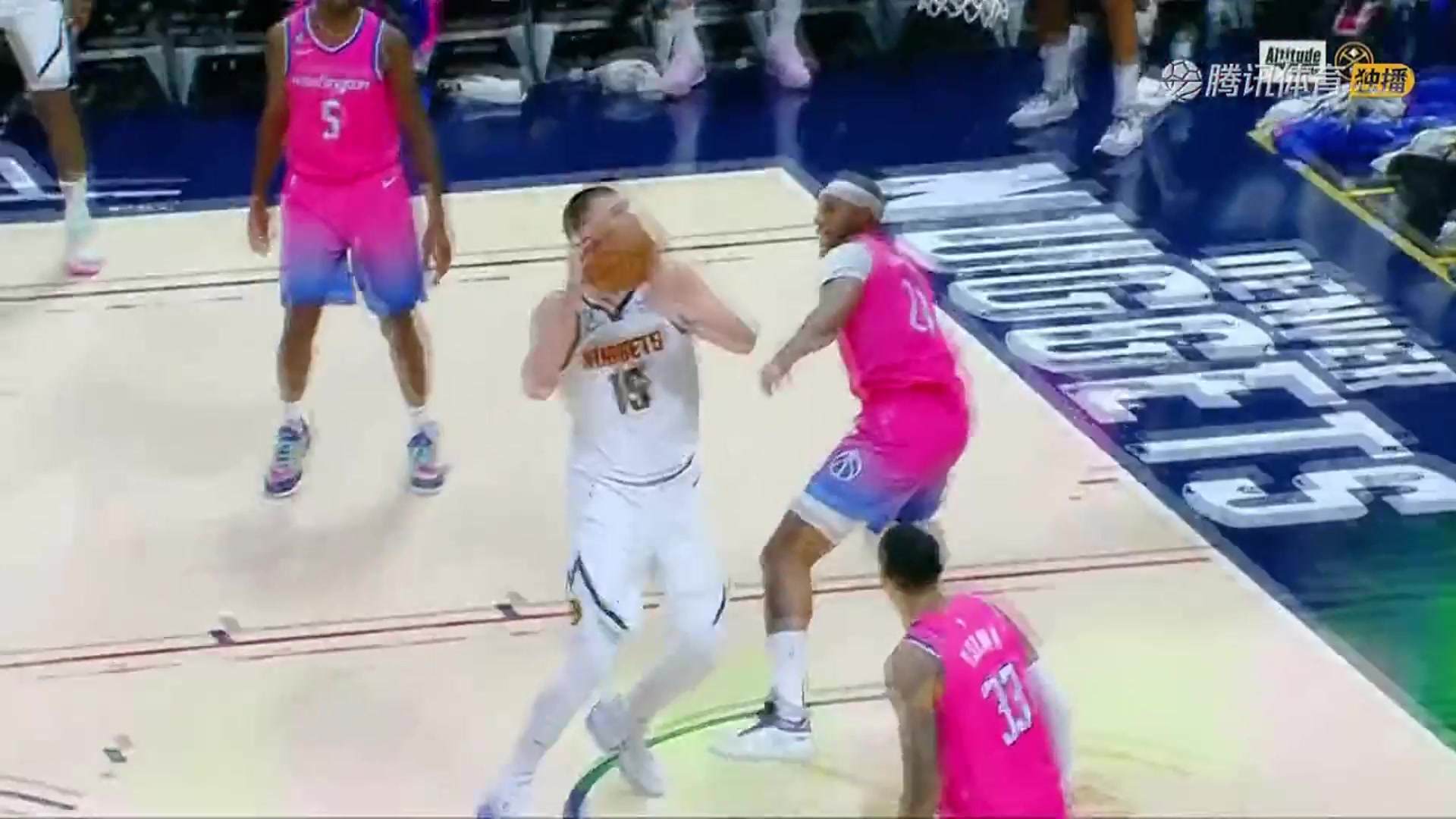 這效率要沖三連MVP？約基奇20中17爆砍43分14板8助5斷皆全隊最高（約基奇砍32分20籃板10助攻）