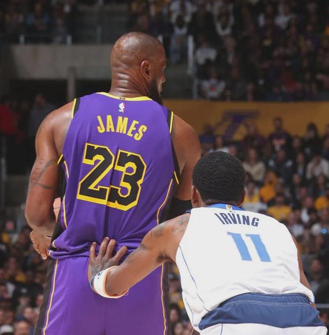 湖人已經(jīng)放棄老詹，加入快船，或許是他最好的選擇